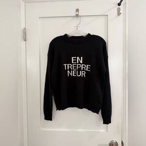 NWT Elan black entrepreneur sweater w/ white lettering (good condition)